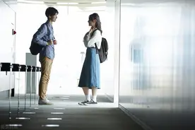 青春期的那些事，青春期恋爱（早恋），孩子与家长要怎么应对？图片