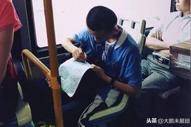深圳中学生每天睡眠不足五小时？图片