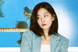 女明星穿西装好吸睛！帅气又干练凹造型一绝，完美搭出高级感图片
