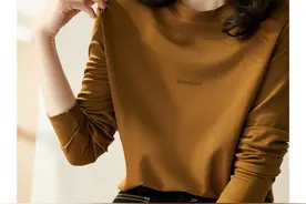 气质又出众的打底衫这个秋季一定要有，单穿内搭都超显女人味图片