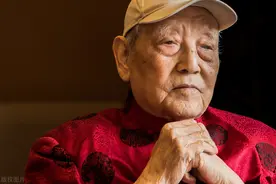 一个56岁男人的懊悔：带男孩的二婚女人，长得美若天仙也不能娶图片