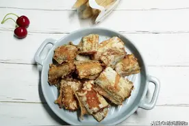 带鱼超美味的做法，简单煎一煎，又香又酥，鱼骨都不想放过图片