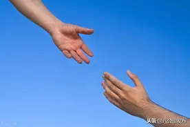 空调水管漏水起纠纷 社区帮忙巧调解图片