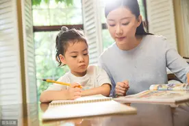 像“恶霸泼妇”一样辅导孩子的父母，这篇文章让你远离“狂躁”！图片