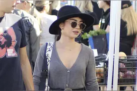美国女演员 萨拉·海蓝德（Sarah Hyland）图片