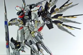 厚重肌肉感，强袭自由MR-G高达模型图片