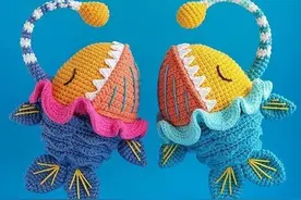 「针织作品」10个精美的五彩线小玩偶图片