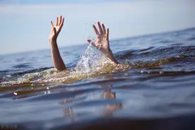 溺水，从生到死的挣扎过程是这样的图片