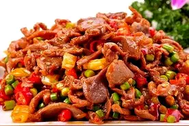泡椒鸡胗 肉质脆嫩 咸香可口 制作简单 超级下饭 多谢转发 关注图片