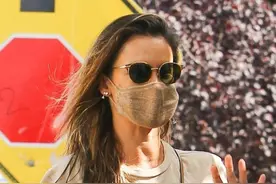 维密超模Alessandra Ambrosio洛杉矶外出街拍组图图片