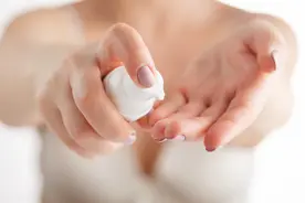 痒是一种疾病吗？晚上睡觉全身发痒是怎么回事？图片