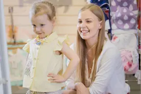 五岁孩子爱攀比，与他的“判断能力”有关，父母可用三招帮他纠正图片