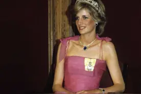 戴妃婚戒是“平民戒指”，卡米拉的却是最贵传家宝，真爱一比便知图片