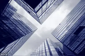 无锡老板儿子大骂员工：我家的公司，不干就滚！次日老板损失不少图片
