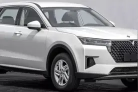 看个新车丨彻底去日产化，东风启辰星内饰曝光图片