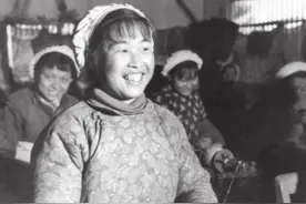 1949年，一位年仅14岁的渔家小女孩被评为一等功臣，这是为何？图片