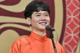 郭德纲爱徒孟鹤堂高调认爱？演出时被问恋情，大方称：我结婚了图片