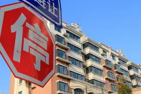 为什么空置房超过6500万套，开发商还在不停地盖房？图片