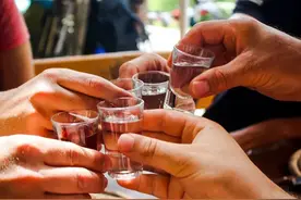 最严禁酒令来了！这些人下班也不能喝酒图片