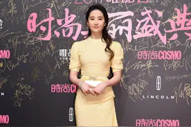 小时候的神仙姐姐还是那么帅图片