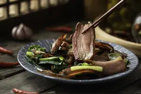 家庭做腊肉，一斤肉要放多少盐？很多人都放错，做出来难吃还发臭图片