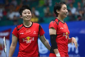 她们能吊打全世界，却在奥运赛场“作弊”！国羽顶级女双的悲情路图片