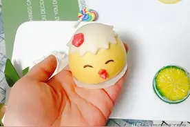 米唐麻麻玩转面团：#生肖馒头#萌小鸡馒头（一发）图片