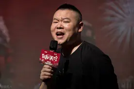岳云鹏约饭受人追捧，王祖蓝被骂出天际：优秀的人从不需要优越感图片