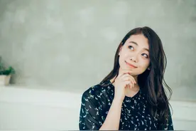 女生面对情感的正确表达方式，主动不是掉价行为图片