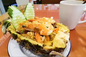减脂期也能吃得很精致，低脂蔬果菠萝饭get起来图片