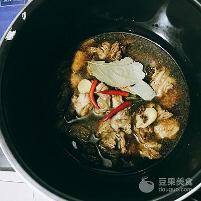 牛腩炖胡萝卜的做法