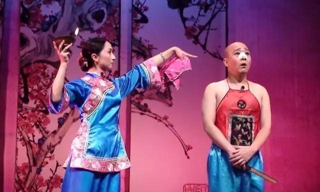 小妹妹送情郎啊送到了大门东是什么歌?（民间小调送情郎除了嬉笑怒骂还蕴含了哪些人生哲理）