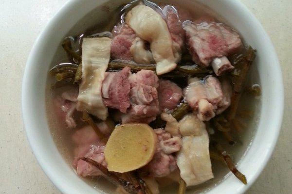 排骨头石斛花胶汤做法 2026年石斛花胶炖排骨什么功效