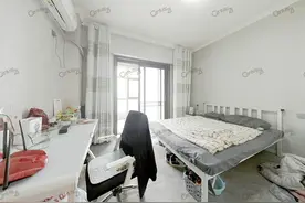 四居室且位于未央凤城六零，每平卖1.7万，二手房价播报图片