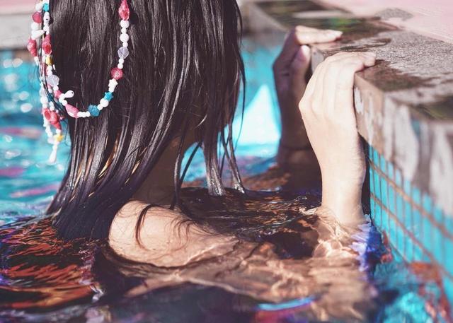 穿越奥特曼垂钓（小说真亮瞎眼）