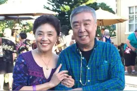 相声演员师胜杰，病逝4年后，女儿定居美国，妻子的坚守令人感动图片