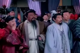 大喜的日子，新郎竟然认错了新娘，尴尬了视频封面