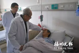 95岁吴孟超回榕主刀肝癌手术　概括20字养生之道图片
