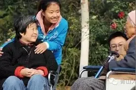 民生包头市困难失能老年人将享护理补贴270万｜铭峰家苑公租房租金标准确定｜110国道地下水管线抢修期间实施交通管制｜停水通知图片