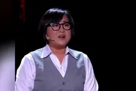 贾玲突然暴瘦了下来，并发文跟粉丝嘚瑟，网友：不能接受喜欢胖胖视频封面