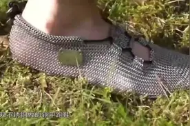 千元一双的锁甲跑鞋，坚固耐磨水陆通吃，赤足运动的福音视频封面