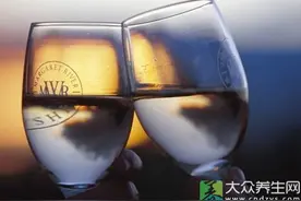 葡萄酒：男人的加油站!女人的美容院!图片