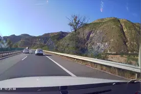 风景记录音乐片系列 西域自驾游途中的风景 第八集 深爱着你视频封面