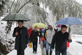 群众冷暖挂心间 真情关爱暖人心图片