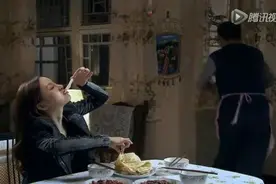 李小璐吃天津大饼，人美吃东西也漂亮视频封面