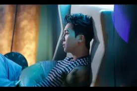 WINNER《BABY BABY》拍摄花絮公开 李胜勋上演吻戏图片