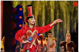 火速围观：蒙古国的美女与他们的民族服装图片