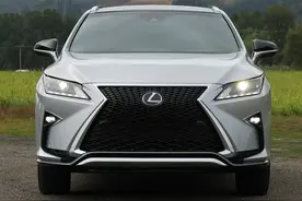 美国最爱买SUV：2016最新雷克萨斯RX350不输路虎揽胜图片