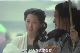 渣渣辉这把伞是全能的，但唯独一样，就是不能防水！视频封面