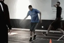 扣篮王的日常训练，颠覆正常人的三观图片